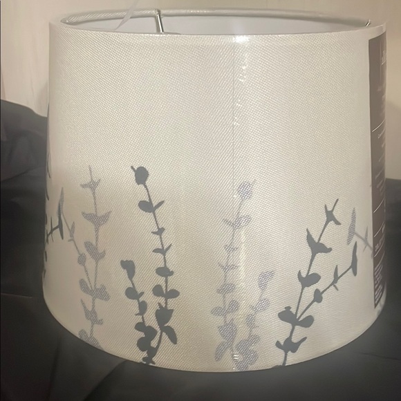 Elegant White and Gray Lampshade new Allen + Roth brand / lamps - Picture 1 of 4
